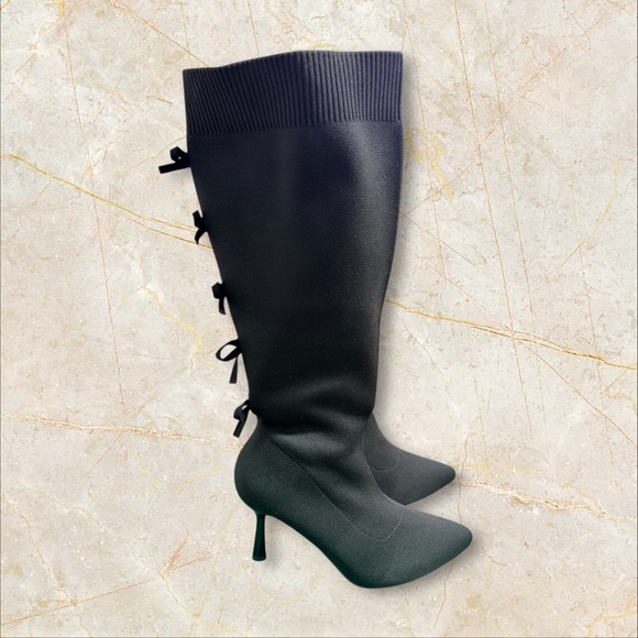 torrid Shoes - Torrid Bow Back Stiletto Knee Boot (WW - size 9,5 EXTRA WIDE WIDTH) - NWOB